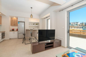 Luxury penthouse near Acropolis